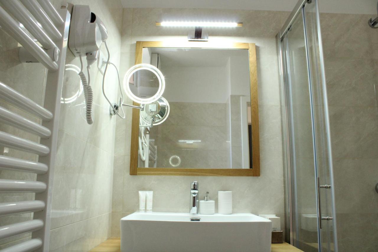 ホテル G House Dutovlje エクステリア 写真