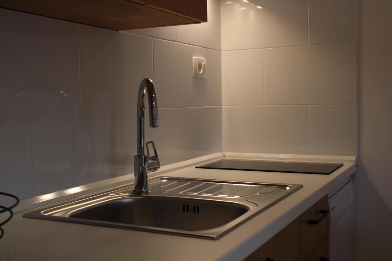ホテル G House Dutovlje エクステリア 写真