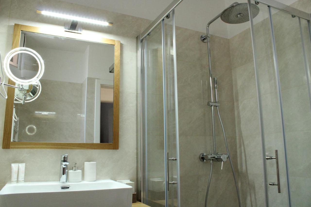 ホテル G House Dutovlje エクステリア 写真